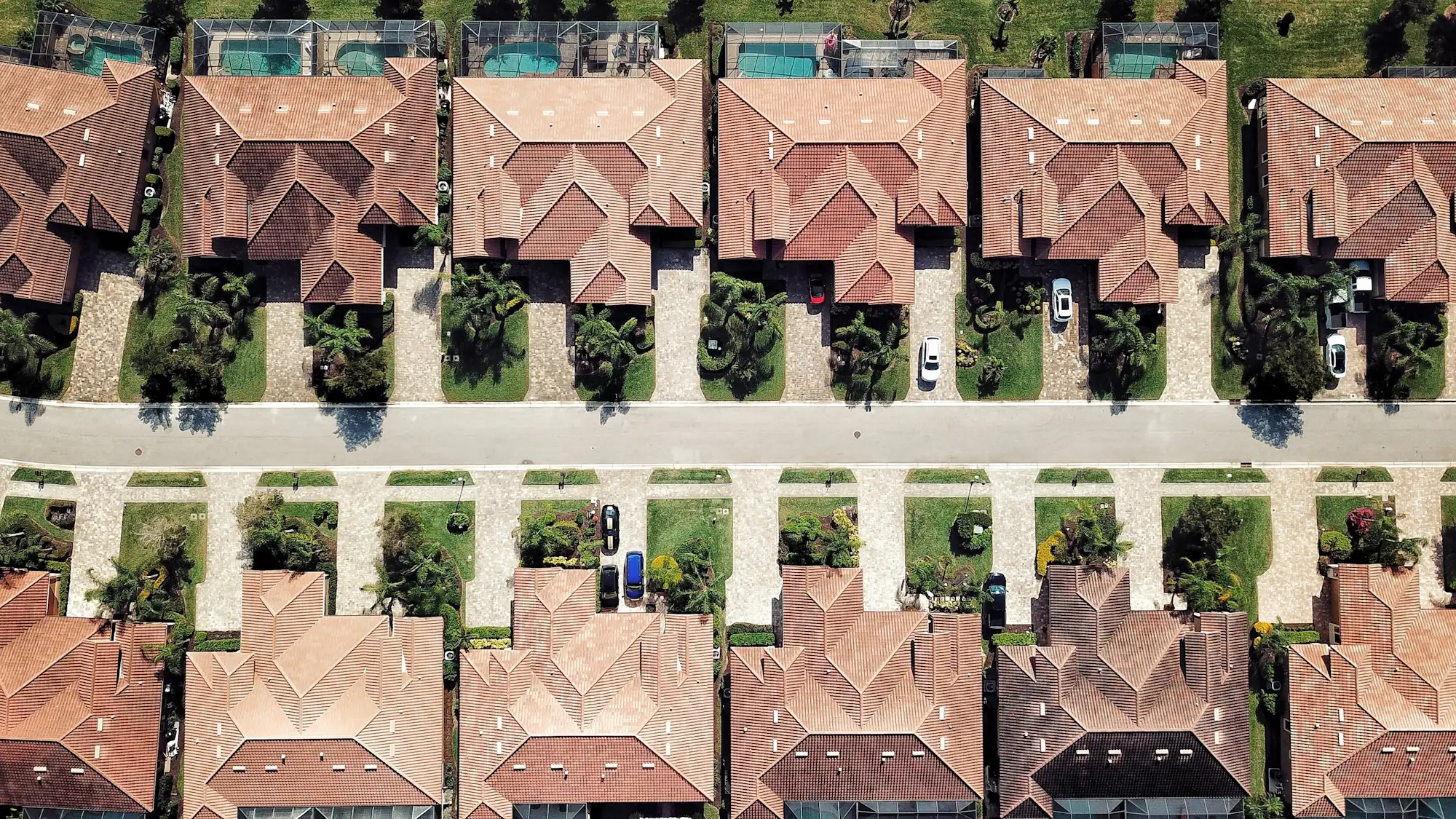 Aerial view of homes in Fort Myers, Florida
